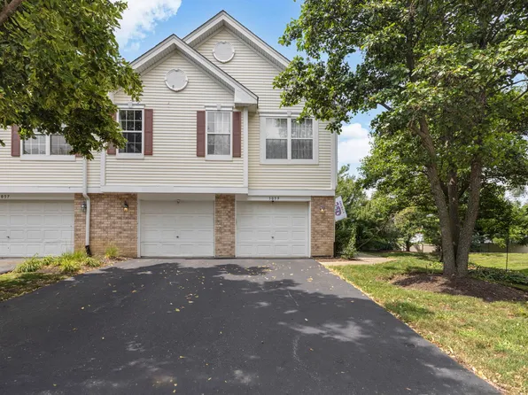 3059 Tangley Oaks Trl, Lisle, IL 60532
