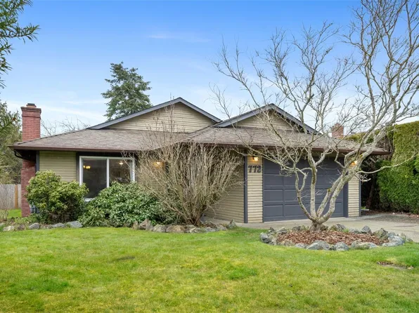 772 Mapleton Pl, Saanich, BC V8Z 6W2