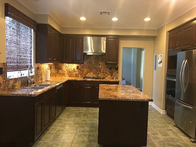 1st image of 907 Camino Vera Cruz