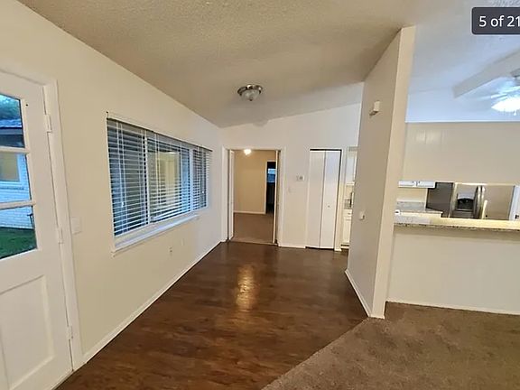 5th image of 13406 Los Indios St Unit 1-M