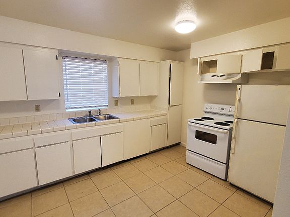 2nd image of 212 W Cleveland Ave APT B