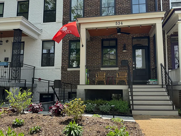 534 Taylor St NW #B — Photo 1