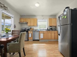 125 Gault St #B, Santa Cruz, CA 95062