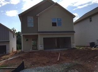 569 Galloway Ln, Lawrenceville, GA 30045