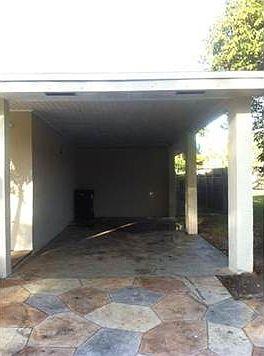 5th image of 18620 Belmont Dr