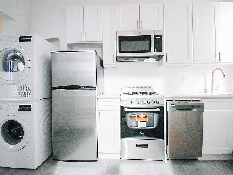 1st image of 186 Claremont Ave APT 1E