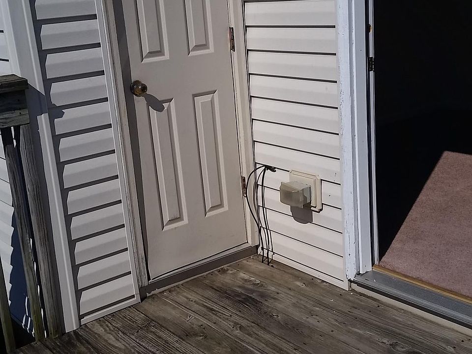 1st image of 241 Grinder Ct