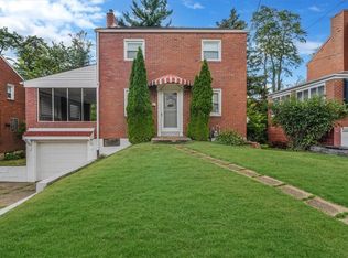 2808 Castleview Dr, Pittsburgh, PA 15227