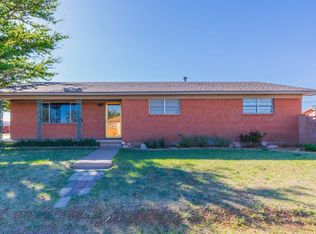 300 S Vaughn Ave, Fritch, TX 79036
