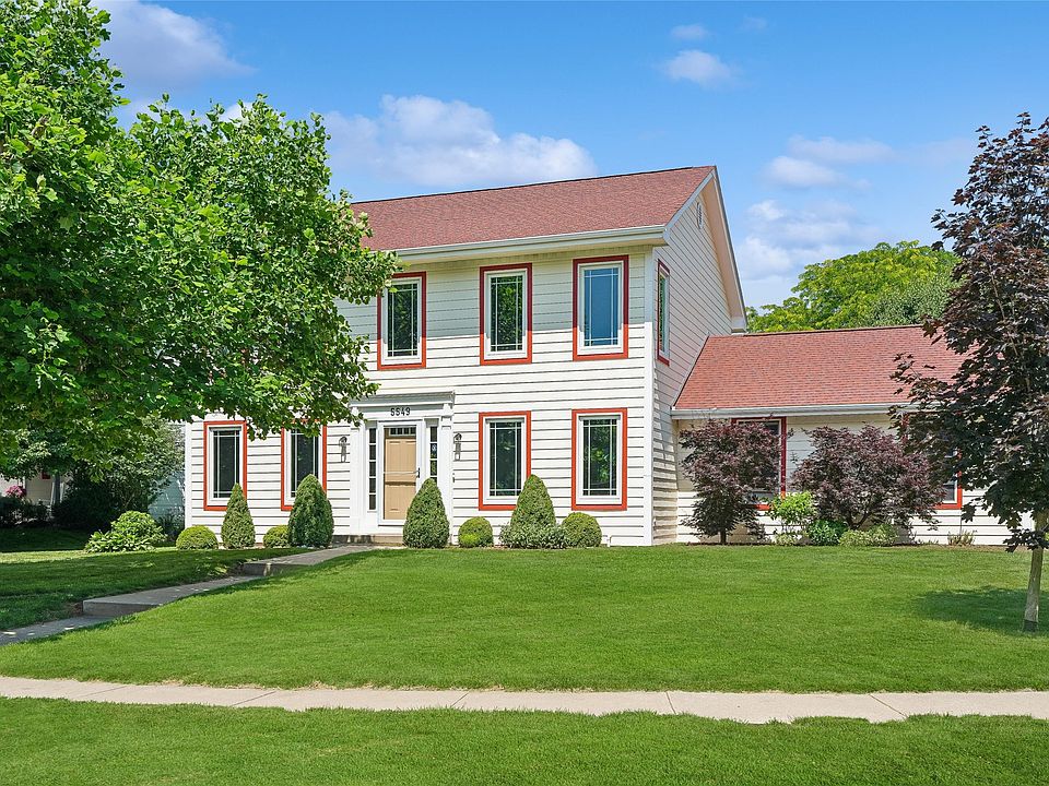 1st image of 5549 Kensington Cir