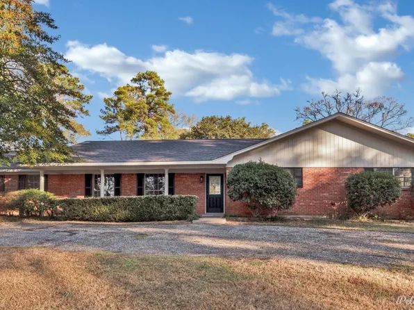 618 E Vinnie St, Plain Dealing, LA 71064