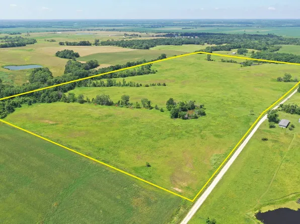 NW 160th & 128th St, Spickard, MO 64679
