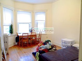 100 Queensberry St APT 3, Boston, MA 02215