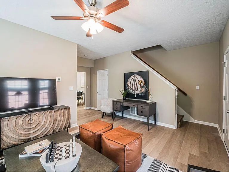 1722 Chestnut St — Photo 11