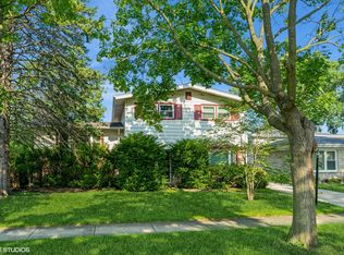 9421 Ozark Ave, Morton Grove, IL 60053