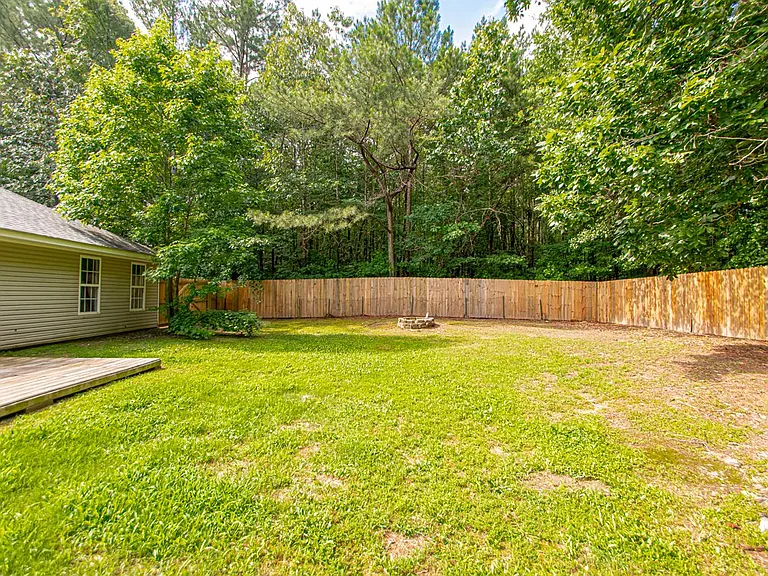 315 Autumn Dr — Photo 27