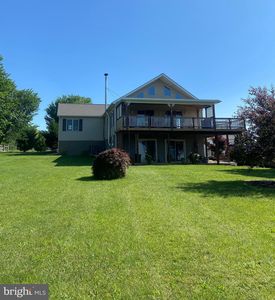2341 Needmore Rd, Martinsburg, WV, 25403