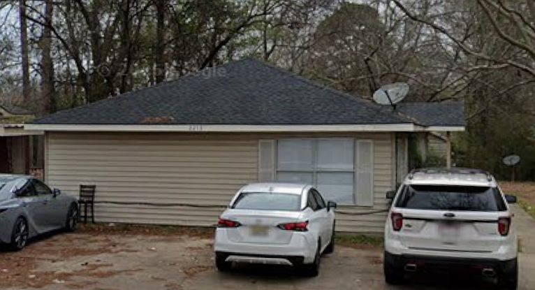 1st image of 2213 E 5th St APT A