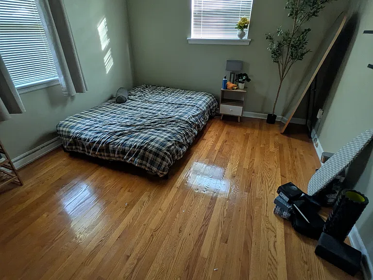 1414 Fresno St NW — Photo 1