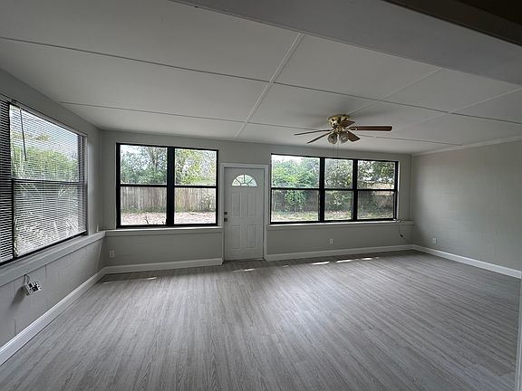 5th image of 955 Cristobal Dr
