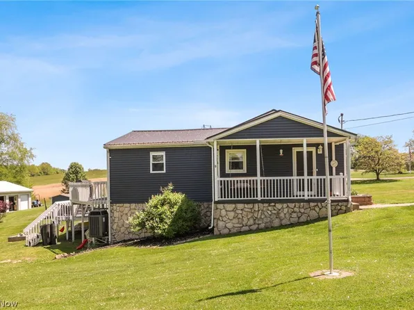 2335 Wayne Ridge Rd, Zanesville, OH 43701