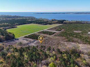 1 Boat Ramp Rd, Hertford, NC 27944