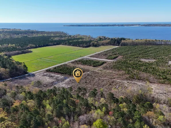 1 Boat Ramp Road, Hertford, NC 27944