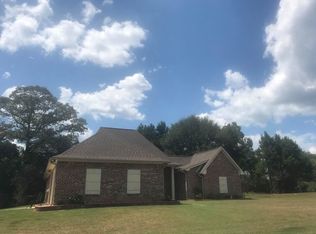 179 Damascus Rd, Center, TX 75935