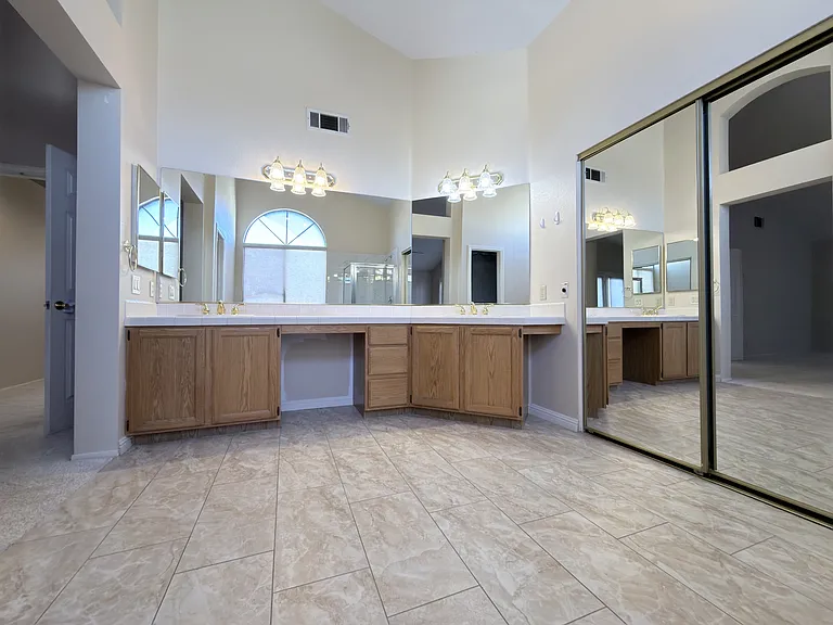 7620 Marluna Ct — Photo 7