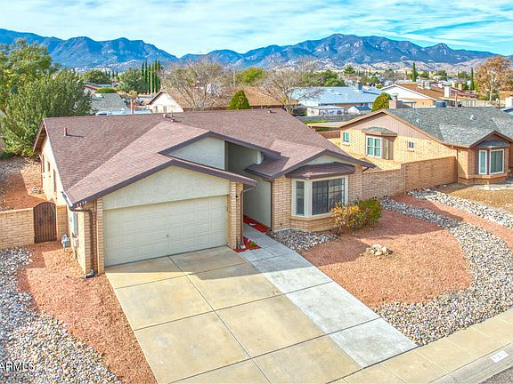 5th image of 3370 Thunderbird Drive