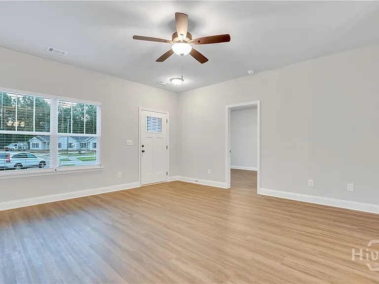 122 Smithfield Dr #B — Photo 5