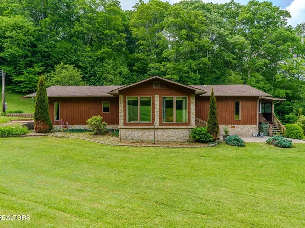 108 Roanwood Rd, Roan Mountain, TN 37687