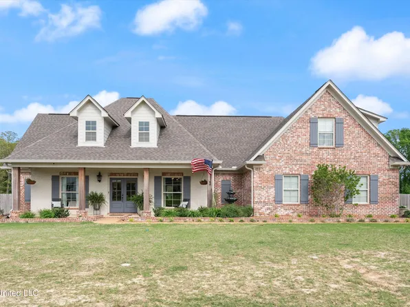 104 Carolina Point, Senatobia, MS 38668