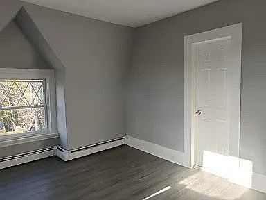 3rd image of 119 S Clark St #E