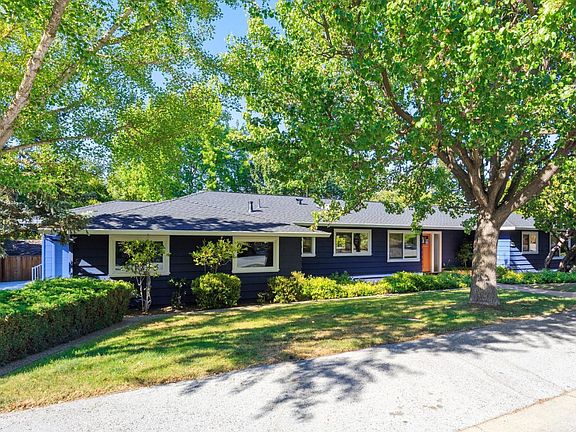 2nd image of 32 Campbell Ln