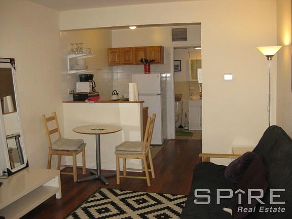 4th image of 44 W 14th St APT 4D