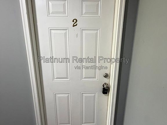 2nd image of 1512 Waverly Way #D-2