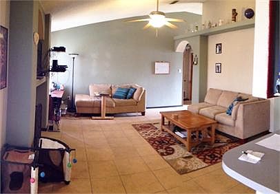 2nd image of 2220 Country Meadows Dr