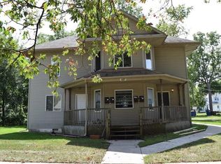 407 W Columbia Ave APT 3, Champaign, IL