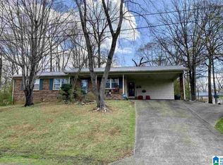 5515 Blueberry Ln, Anniston, AL 36206