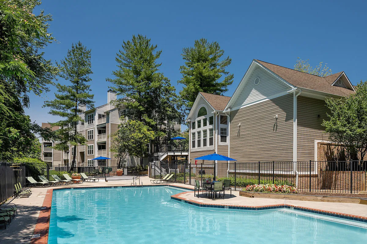 Elms Kingstowne — Photo 3