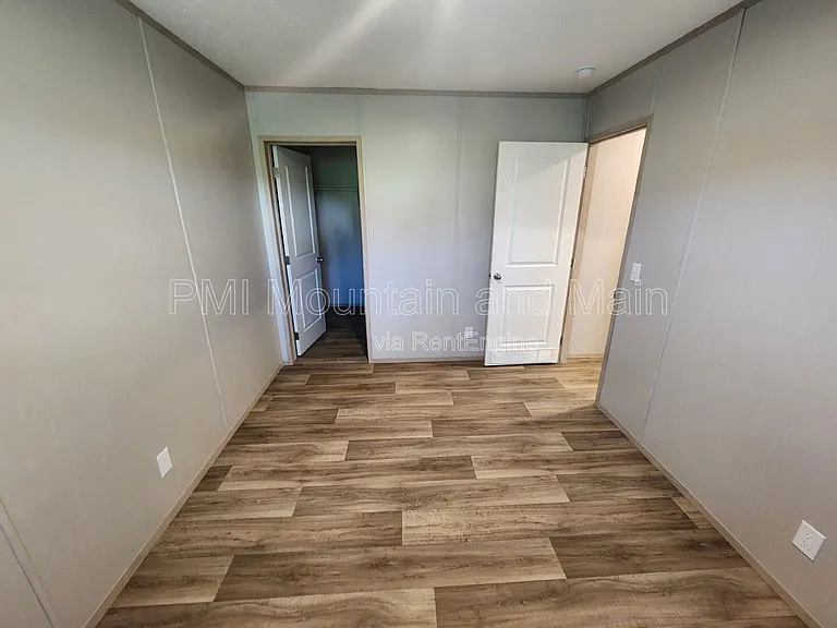 102 Indian Camp Branch Rd — Photo 36