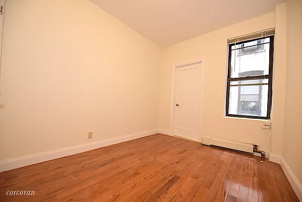 Rented by Corcoran | media 27