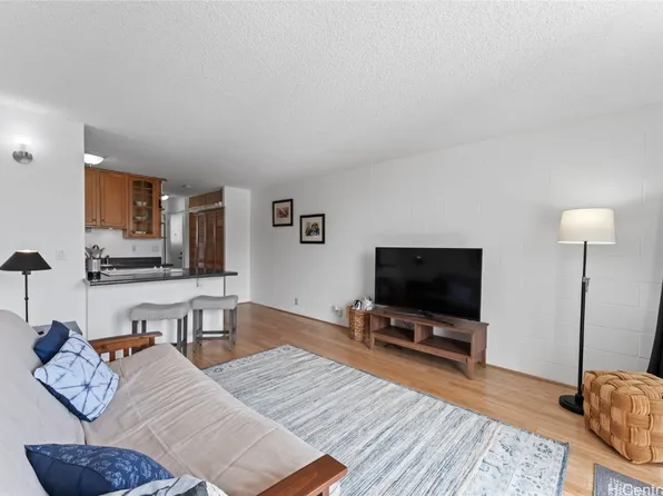 1717 Citron St APT 409, Honolulu, HI 96826