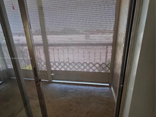 3640 NW 9th St APT 407, Miami, FL 33125