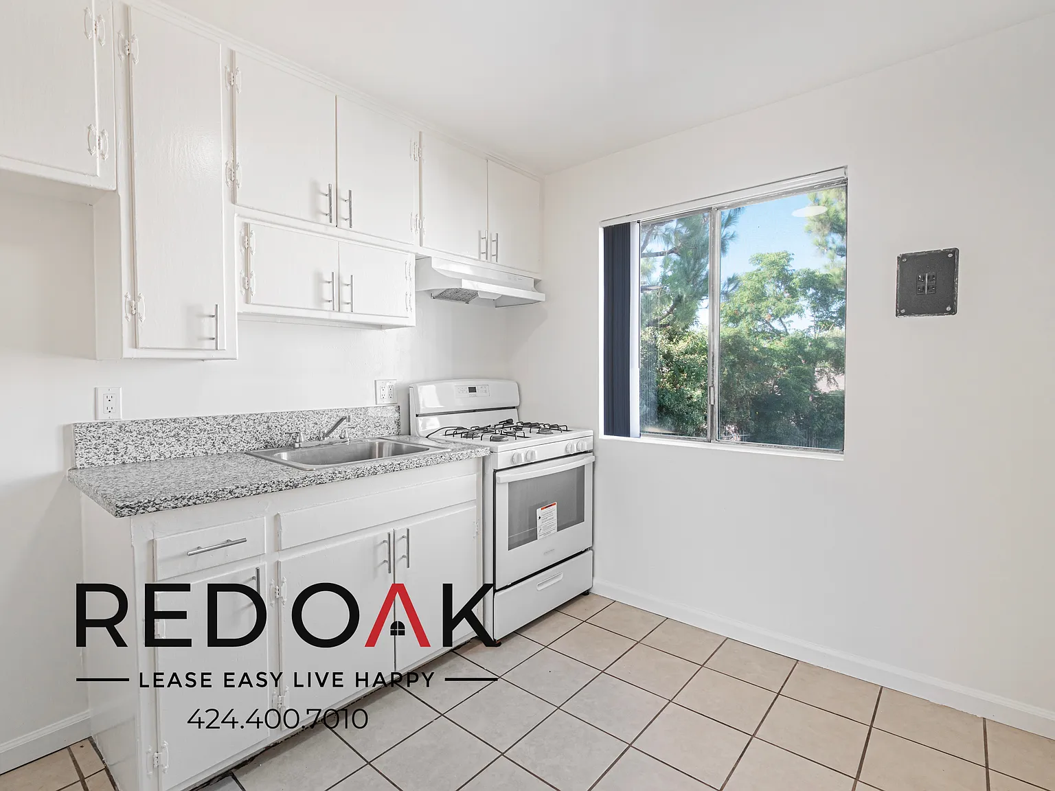~Low Deposit~ Radiant Studio With Stylish Details And On-Site Laundry ~ Near Bell Gardens! — Photo 2
