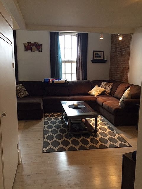 1st image of 125 Edward St #411