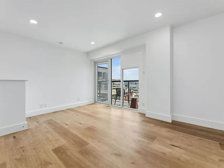 Littlefield Lofts — Photo 32