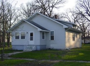 240 5th St, Alvarado, MN 56710