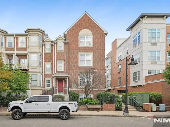 200 Dey Street #231, Harrison, NJ 07029